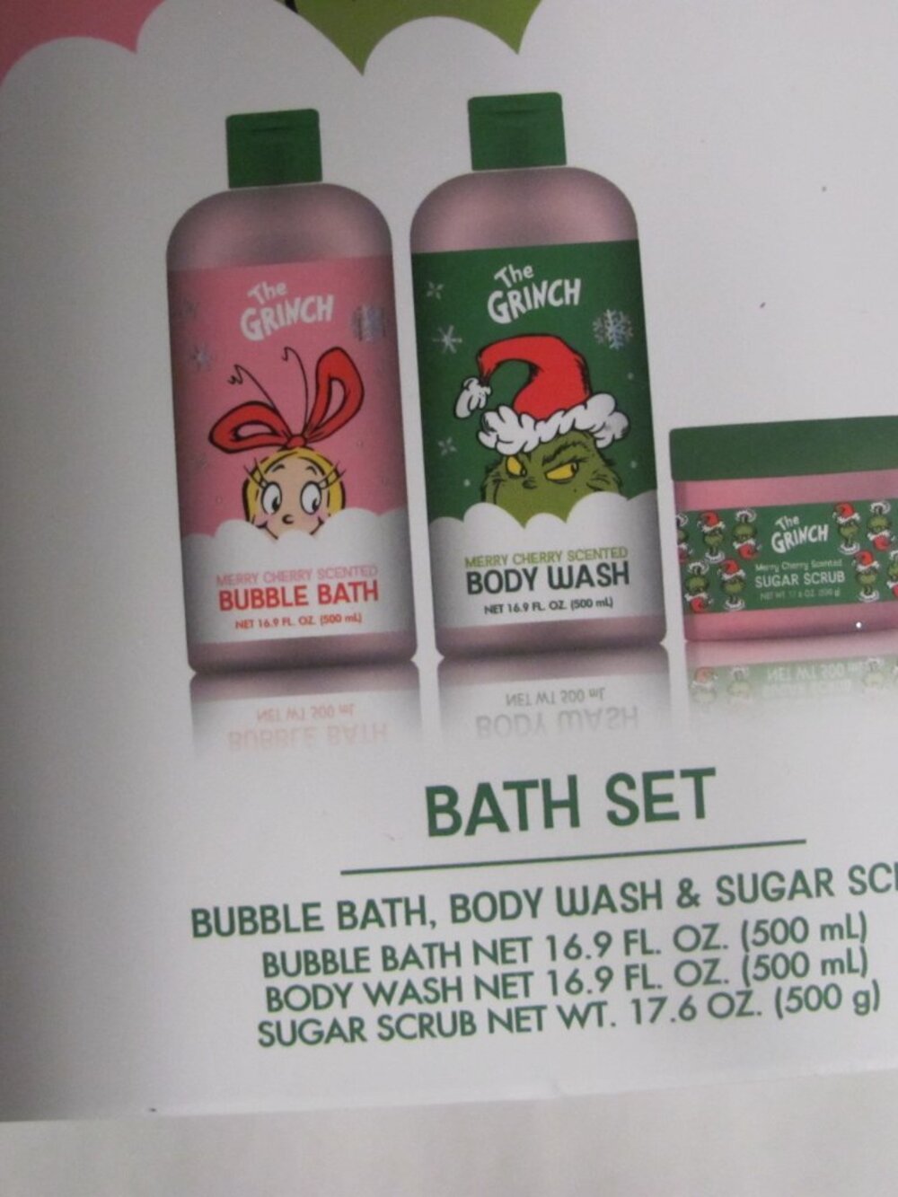 GRINCH 3 PIECE BATH SET NEW IN PACKAGE - Picture 4 of 7